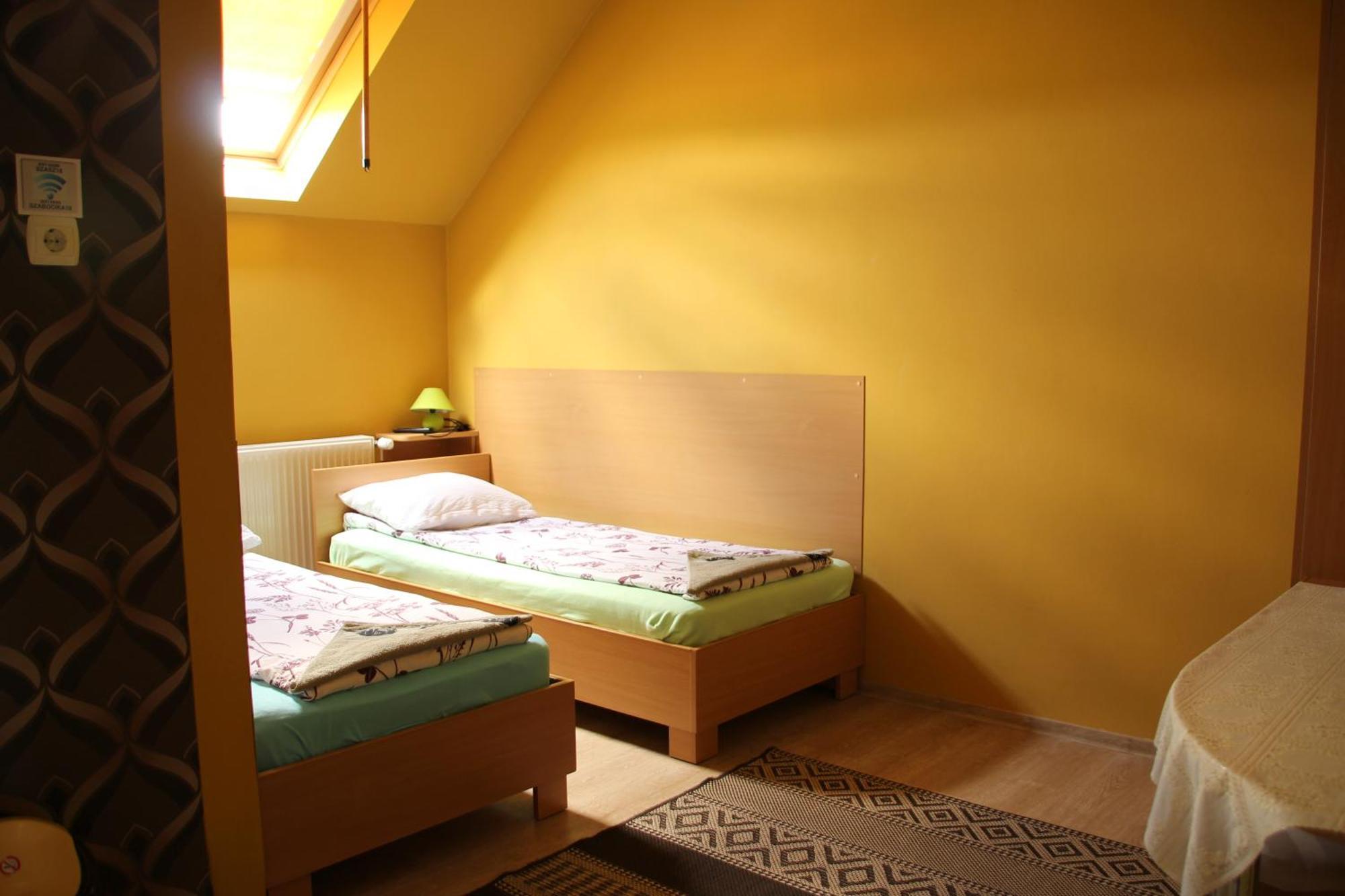 Bed and Breakfast Szasz&Szasz Panzio Gheorgheni  Exteriér fotografie